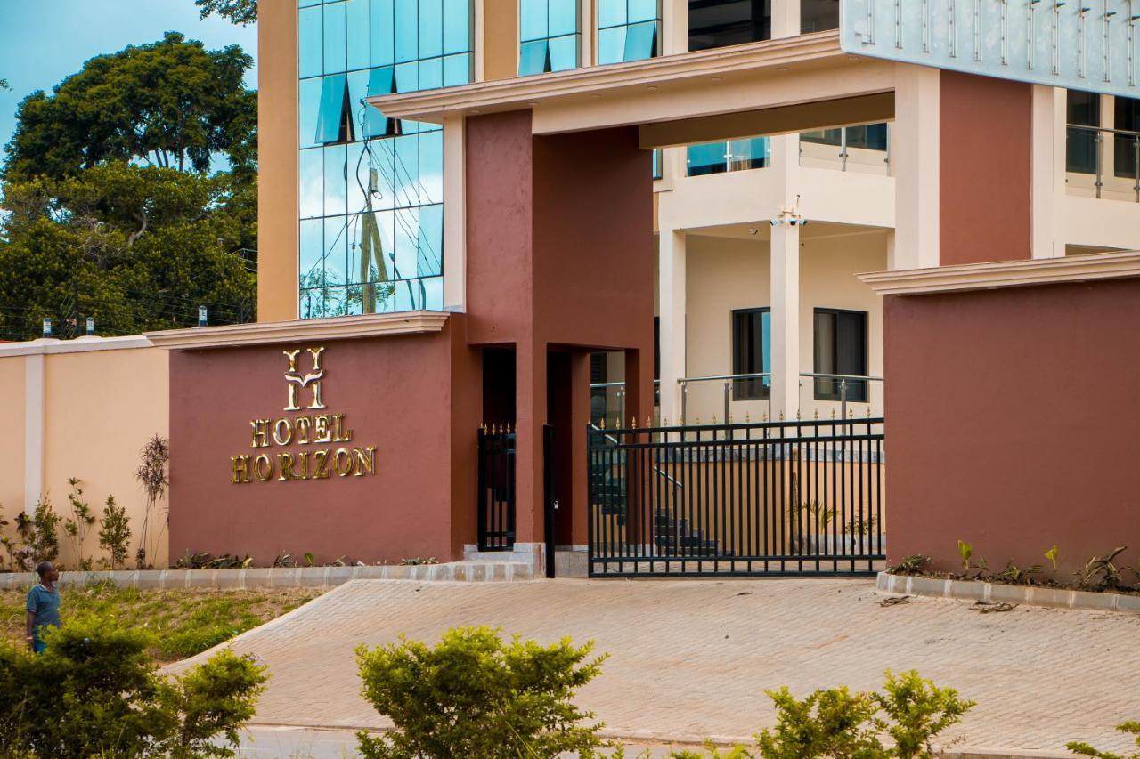 Hotel Horizon Ентеббе Екстер'єр фото