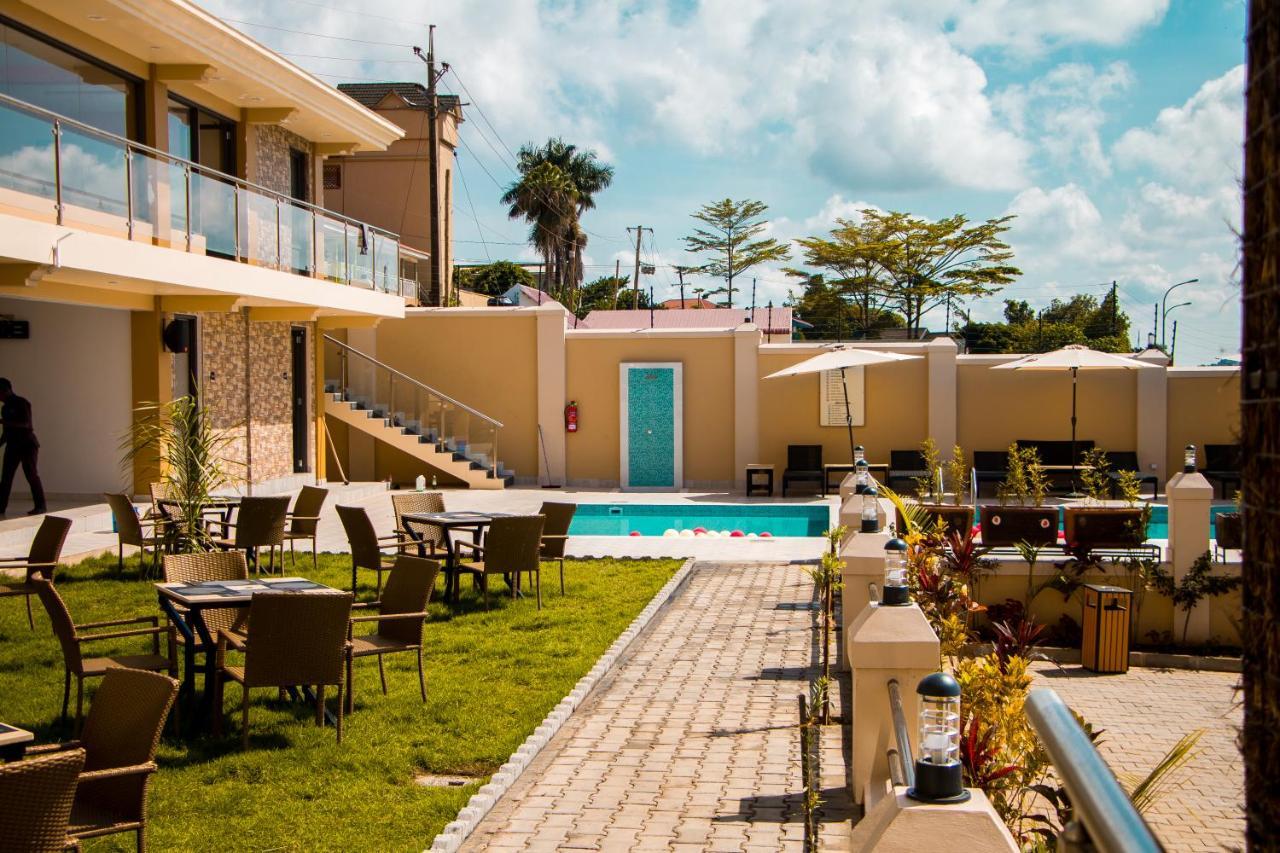 Hotel Horizon Ентеббе Екстер'єр фото