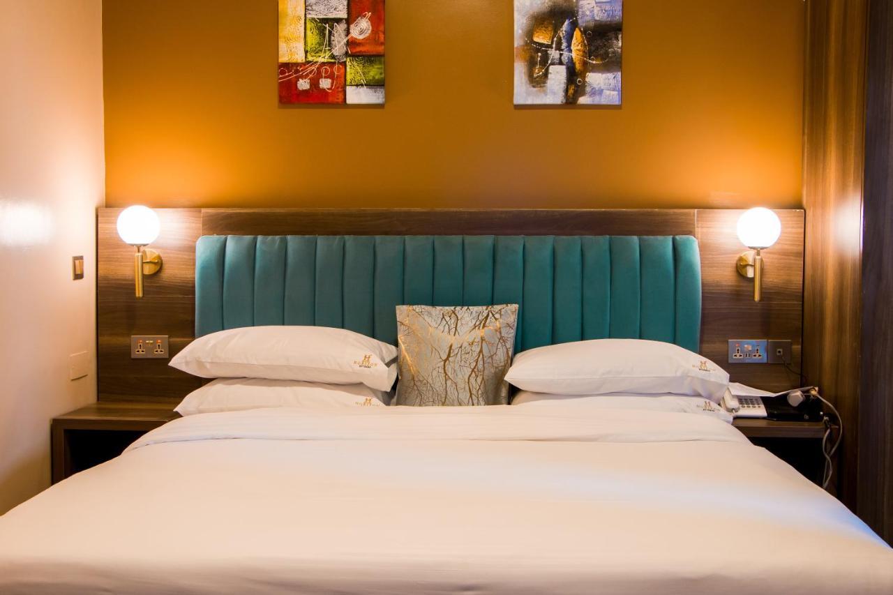 Hotel Horizon Ентеббе Екстер'єр фото
