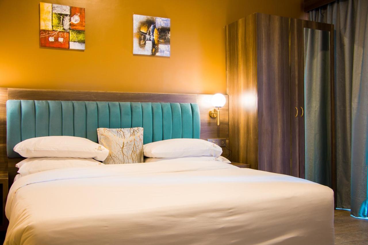 Hotel Horizon Ентеббе Екстер'єр фото