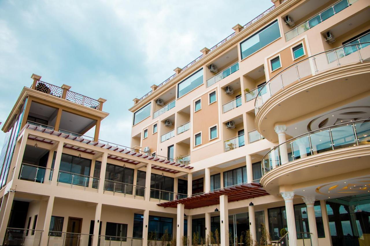 Hotel Horizon Ентеббе Екстер'єр фото