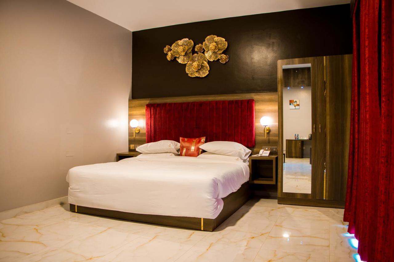 Hotel Horizon Ентеббе Екстер'єр фото