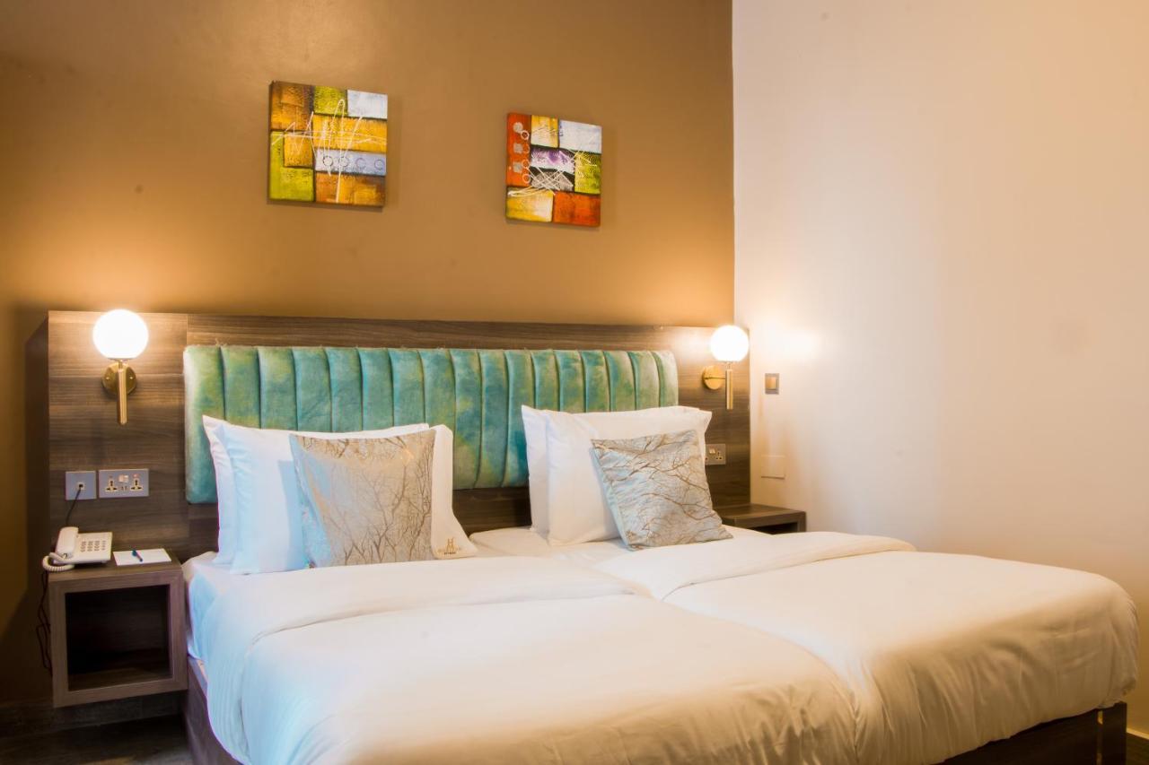 Hotel Horizon Ентеббе Екстер'єр фото